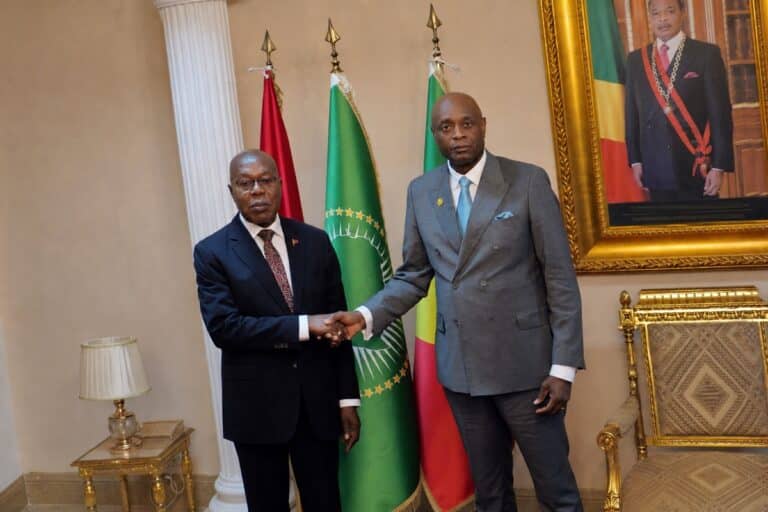 Bounda lance sa diplomatie avec quatre ambassadeurs