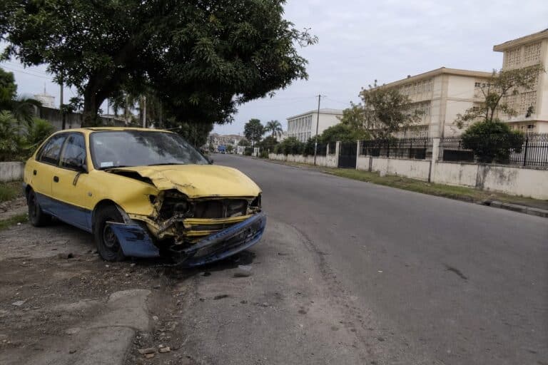 Brazzaville : un taxi fauche quatre vies après le BEPC