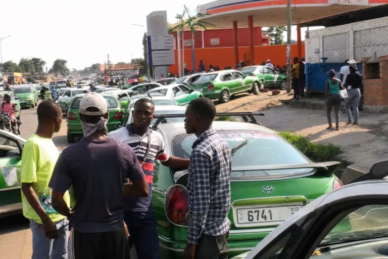 Carburant : faut-il briser le monopole de la SNPC ?
