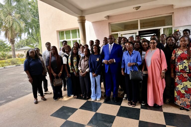 Kigali : Mokiemo à l’écoute des étudiants congolais